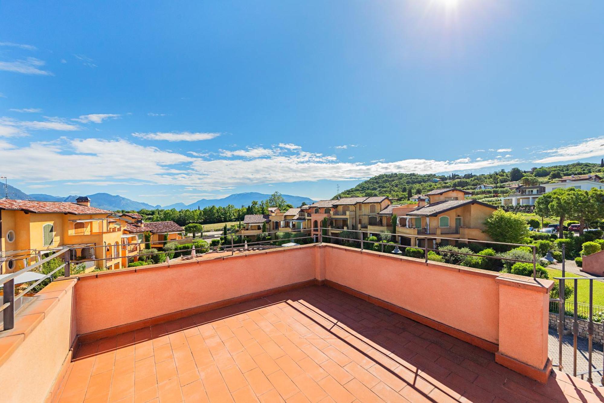 Borgo Del Torchio Apartments By Wonderful Italy Манерба-дель-Гарда Екстер'єр фото