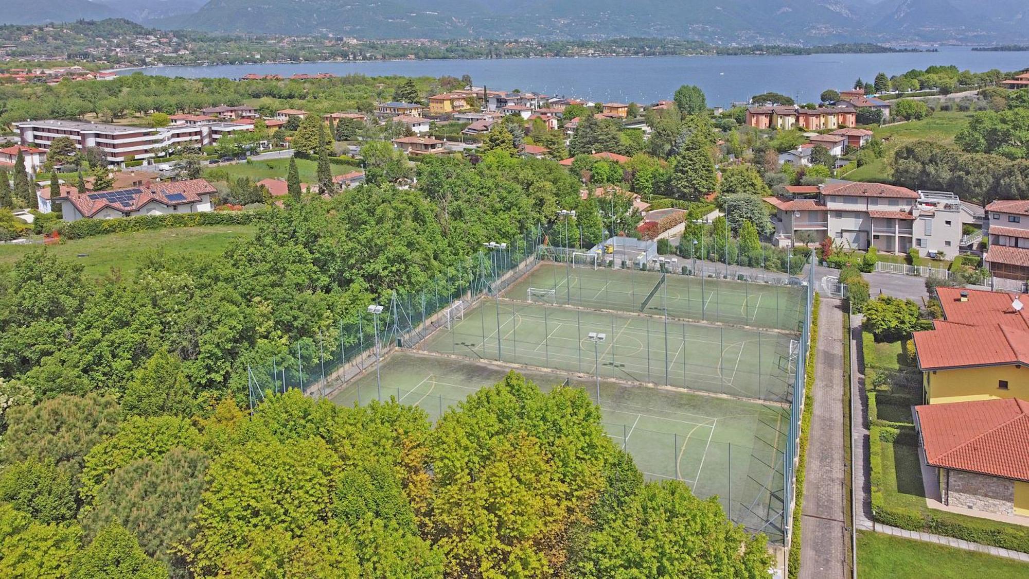 Borgo Del Torchio Apartments By Wonderful Italy Манерба-дель-Гарда Екстер'єр фото
